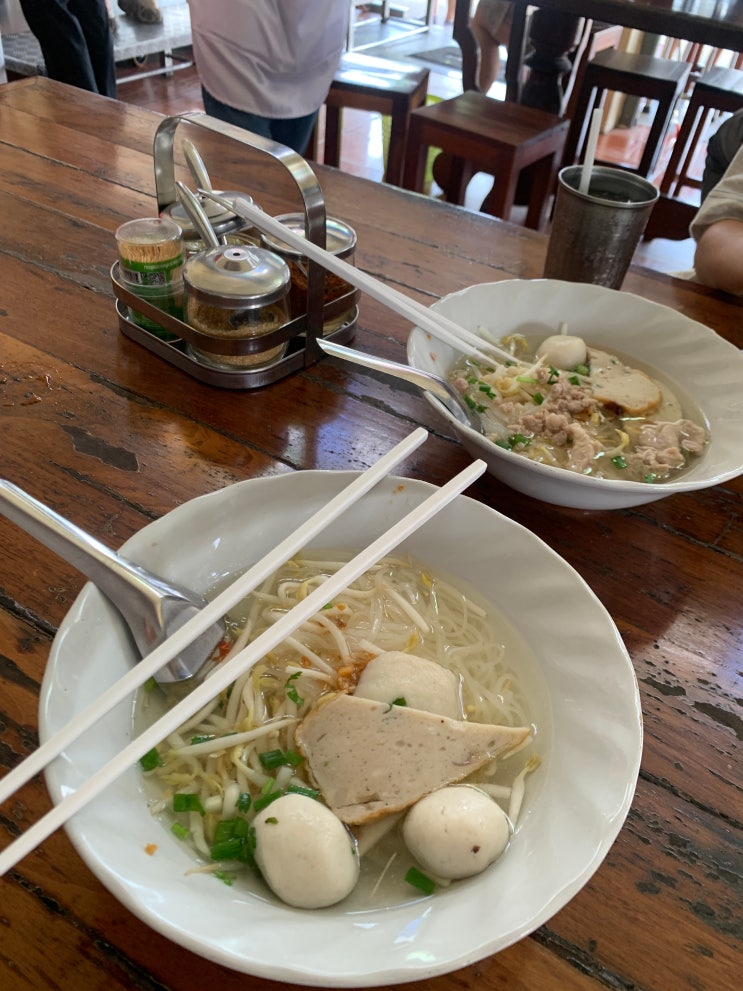 [치앙마이] 어묵국수 현지인 맛집 추천 Fishball Noodle Jea-da | 블루누들 ....
