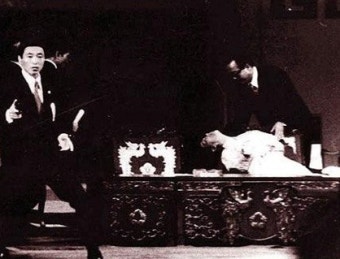 육영수 여사저격 사건｜1974년 8월 15일, 그날 국립극장에서 무슨 일이 있었나?