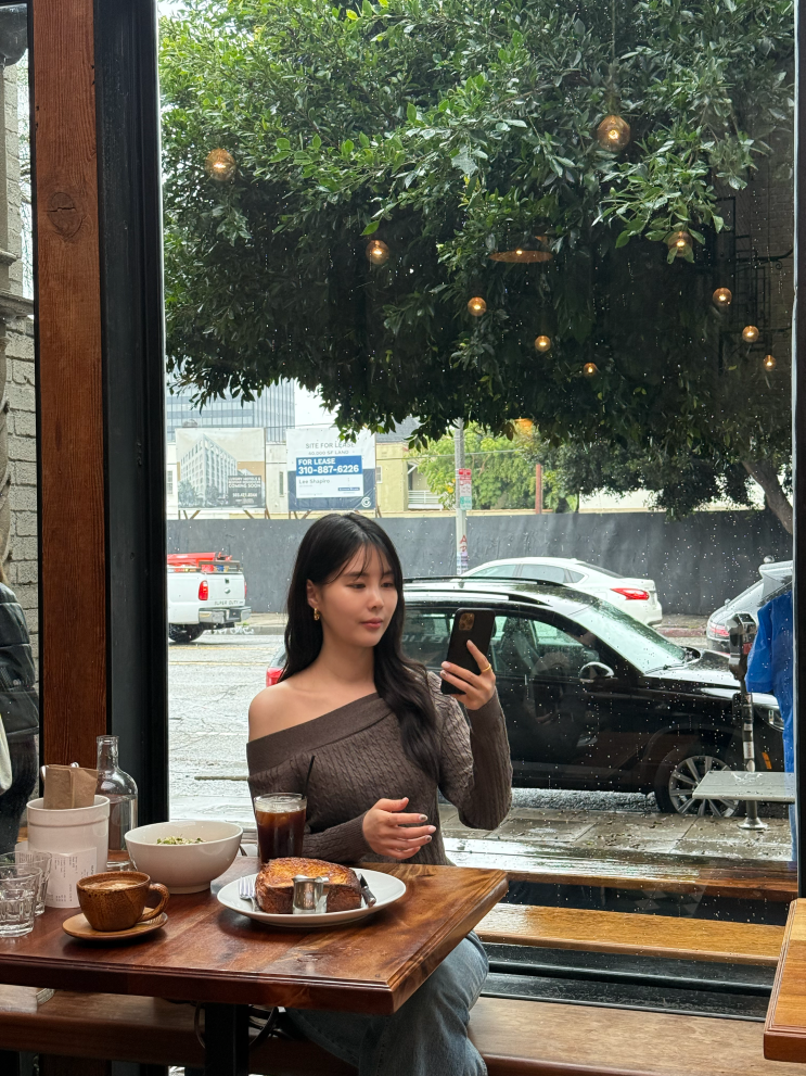 [LA 여행 1일차] 비오는 엘에이☔️ㅣ허츠 렌트카 ㅣ리퍼블리크 ㅣ더....