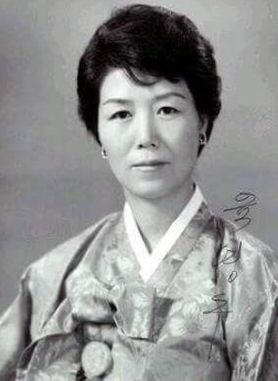 육영수 여사프로필｜국민이 기억하는 영부인, 그리고 영화 《암살자(들)》이 다시 던진 질문