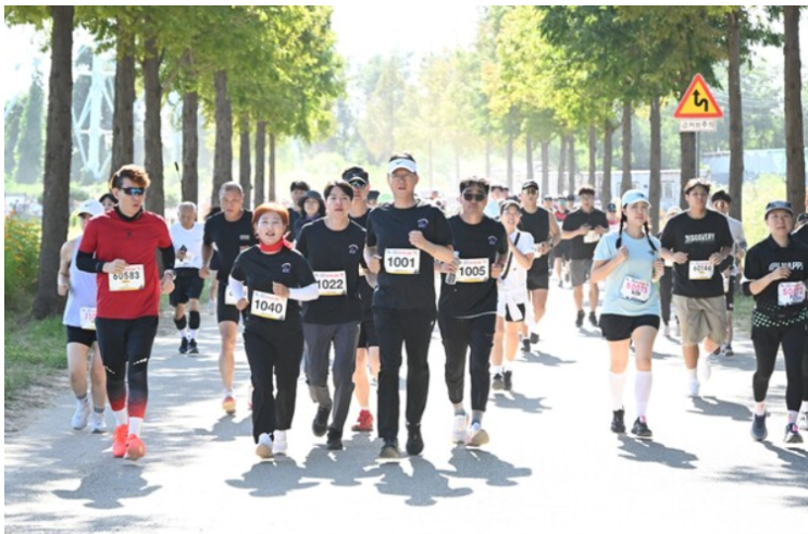 안산시, ‘2026 안산마라톤대회’개최…6천여 명 대부도 달렸다