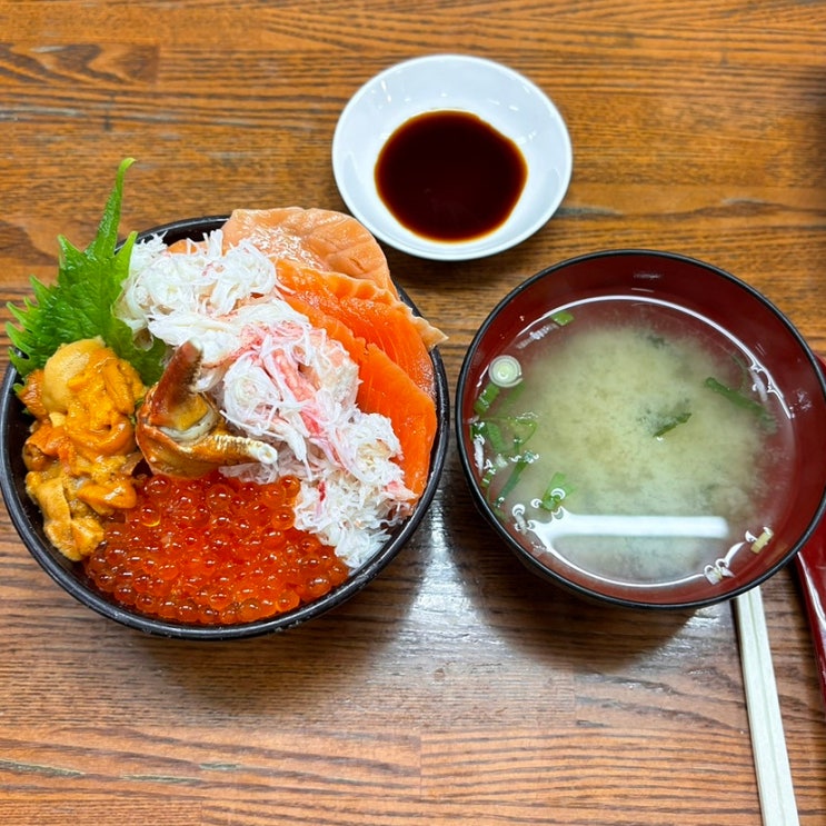 홋카이도 오타루 삼각시장 카이센동 맛집 아지도코로 다케다 후기