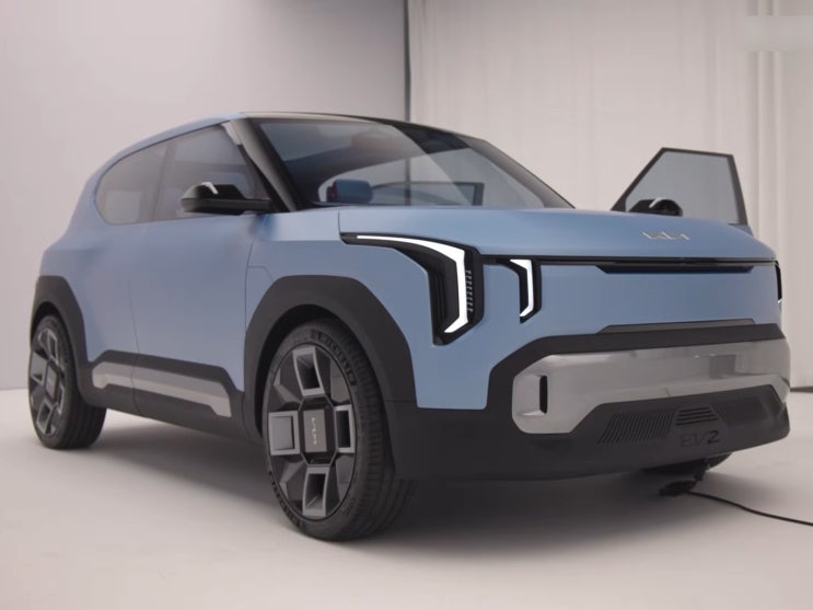 작다고 무시하던 소형 SUV? 기아 EV2, 스펙보자 캠핑족이 환호한 이유 : 네이버 블로그