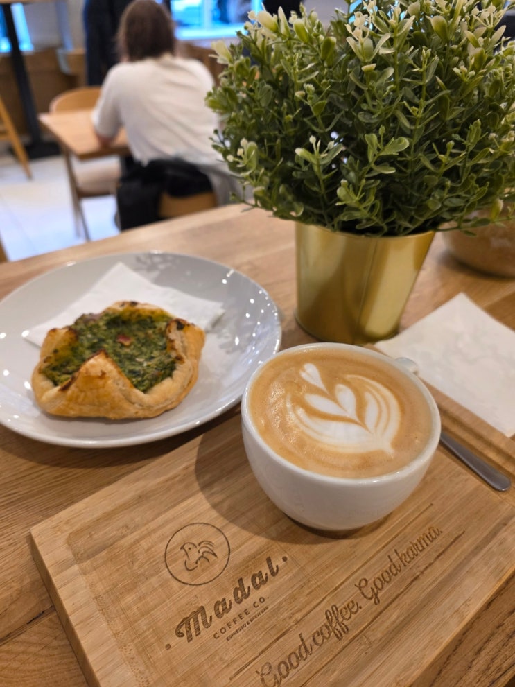 부다페스트 카페 맛집 추천MADAL CAFE