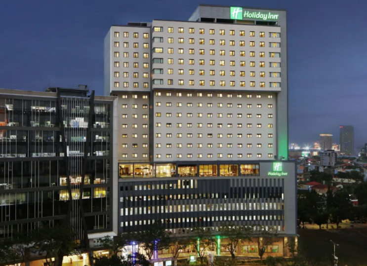 호텔 홀리데이 인 세부 시티 바이 IHG 트립닷컴 할인 예약하기!!
