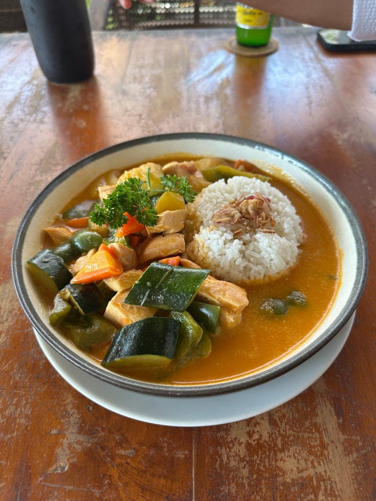 발리 울루와뚜 식당 Warung Bejana Uluwatu 방문 후기 메뉴 추천