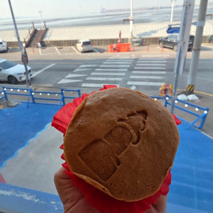 시흥 오이도 오션뷰카페, 등대빵이랑 힐링 제대로 하고 왔어요!