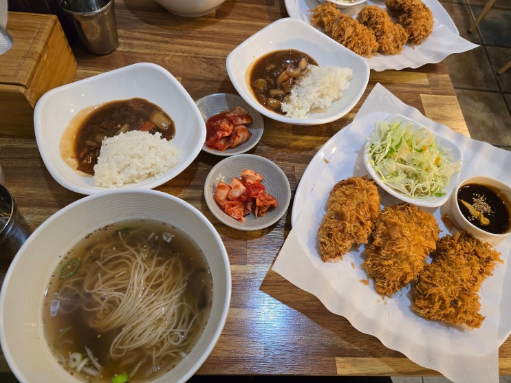 고래돈가스 사진