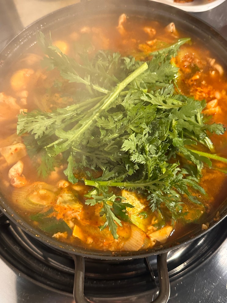 진주 하대동 맛집 원조 곤양식당 닭찜, 닭도리탕, 닭내장탕 추천 곤양통닭 : 네이버 블로그