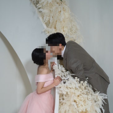 studio 14- 플로우 스튜디오 1층 나선 계단 촬영 후기