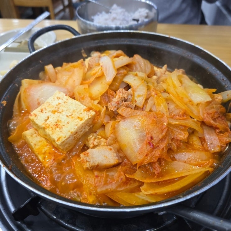 광명 맛집 돼지집, 두루치기 생각날 때 찾게 되는 곳 : 네이버 블로그