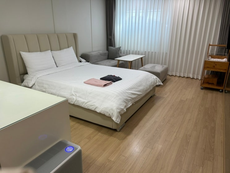 객실,더블침대,공기청정기,아늑한