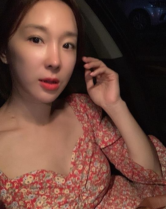 이지혜 "영유 안 보내도 된다" 발언에 맘카페 후끈