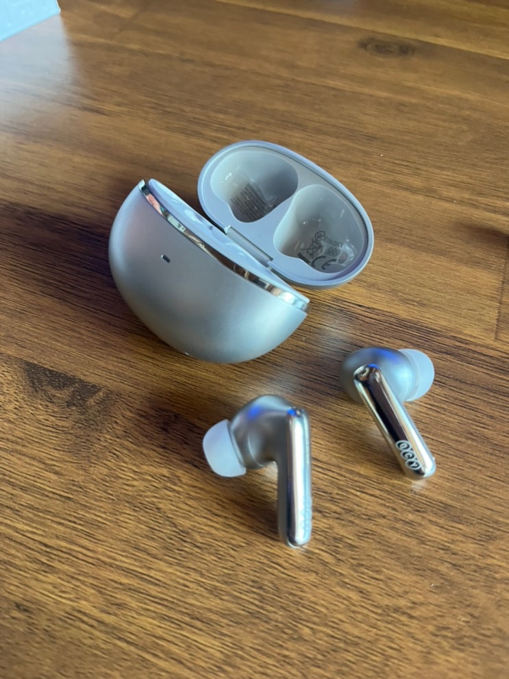 QCY MeloBuds N70 :: 무선 충전 + LDAC 지원하는 가성비 끝판왕 (vs 멜로버즈 프로 비교)