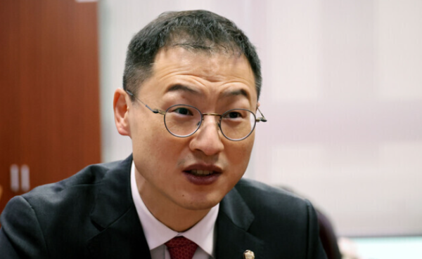 김상욱 의원, 의원직 걸고 울산시장 출마 선언 "맨발로라도 뛰어들겠다"