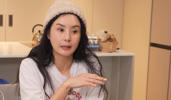 최정윤 재혼, 5살 연하 남편 정체 공개 "체육학과 출신 사업가, 딸이 먼저 아빠라 불렀다"
