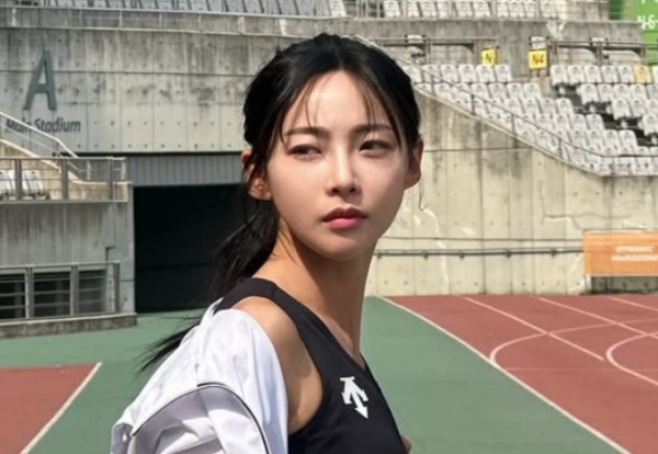 김민지 "성형 안 했다" 코·이마 필러 시술 직접 고백