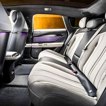 "640만원 전격 인하!" 전기차 안 팔리자 결단 내린 아우디