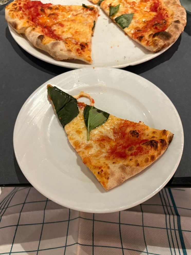 프랑스 파리 샹젤리제 거리 맛집 Pizza Vesuvio 피자 베수비오 개선문 ....