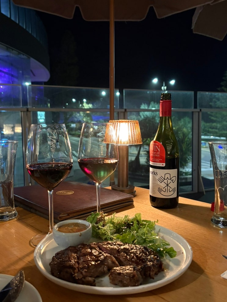 Hurricane's Grill & Bar Surfers Paradise | 서퍼스 파라다이스 그릴 요리 맛집