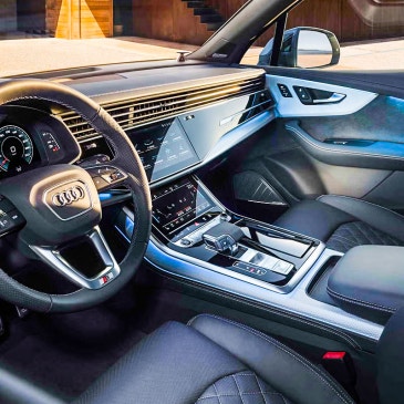 결국 단종되고 SUV로 대체된다는 '이 세단'