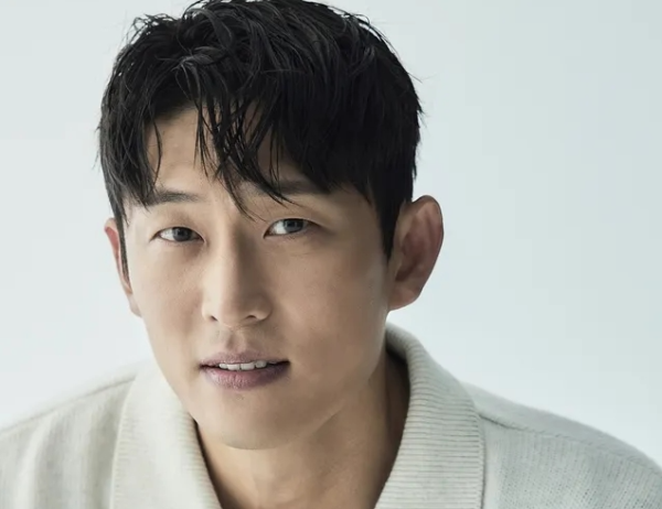 고준 결혼, 4월 5일 비연예인 신부와 웨딩마치