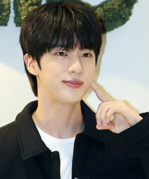 BTS 진 "영광스럽고 감사해" 광화문 공연 심경 + 안전 당부