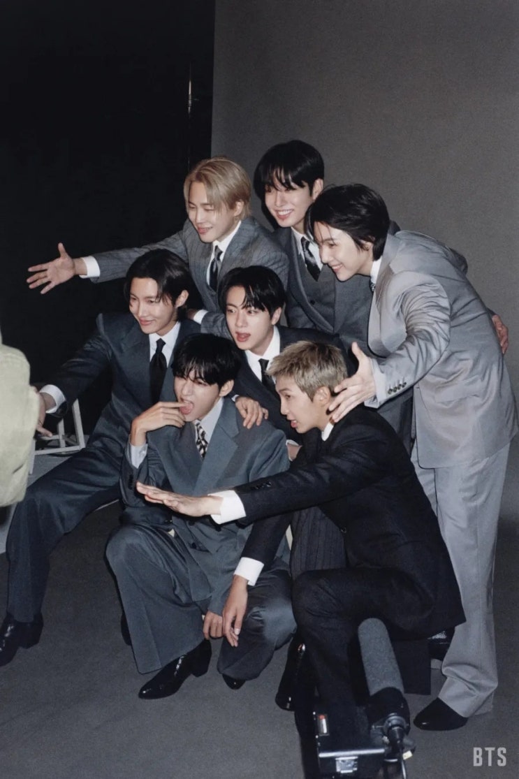[BTS] 정규5집 아리랑 Aliens 노래듣기 및 가사해석 : 네이버 블로그