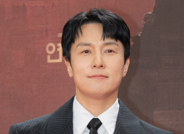 김동완 전 매니저 폭로글 등장, "허위 주장" 법적 대응 예고