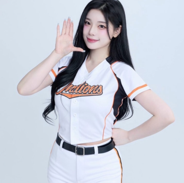 조연주 치어리더, 치어복 벗자 분위기 달라졌다…10초 영상에 팬들 난리 난 이유
