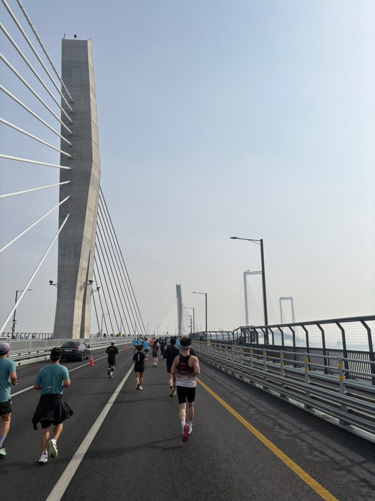 [버거할배의 첫 출전] 2026 제1회 청라하늘대교 마라톤 솔직 후기