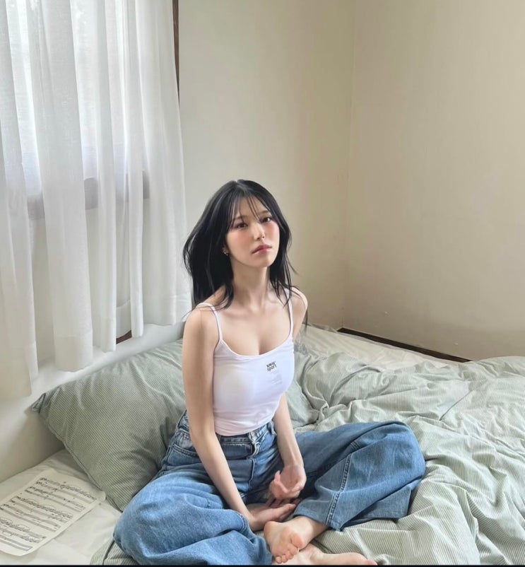 프로미스나인 ‘백지헌’ 프로필 비주얼 센터 막내 아이돌 활동 나이 키
