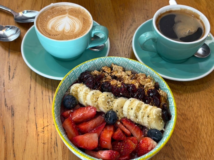 호주 시드니 본다이비치 Bare Naked Bowls Bondi Beach, 본다이비치 근처 아....