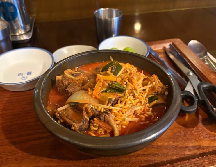 【서울/망원】 《육장》: 육갈라면과 토마토육장 『아주 솔직후기|메뉴|재방문의사|분위기』 : 네이버 블로그