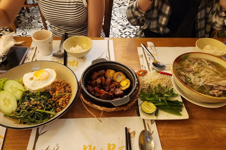 다낭여행 한시장 근처 식당 냐벱 베트남 가정식 후기