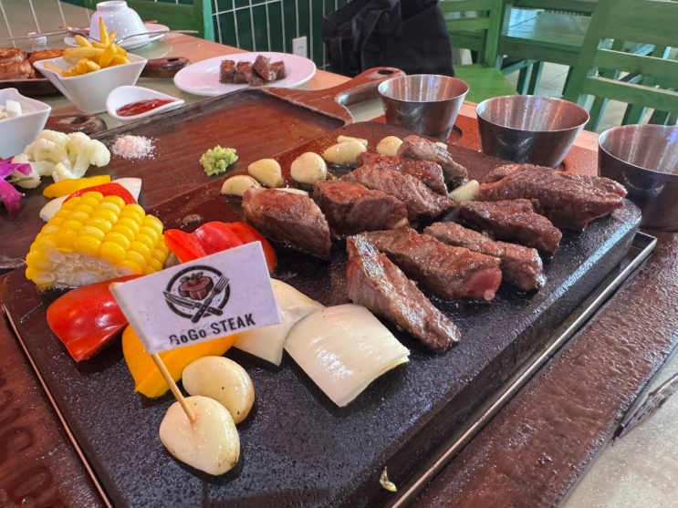 다낭 고기 맛집 : 고고스테이크 서울가든 BBQ 삼겹살