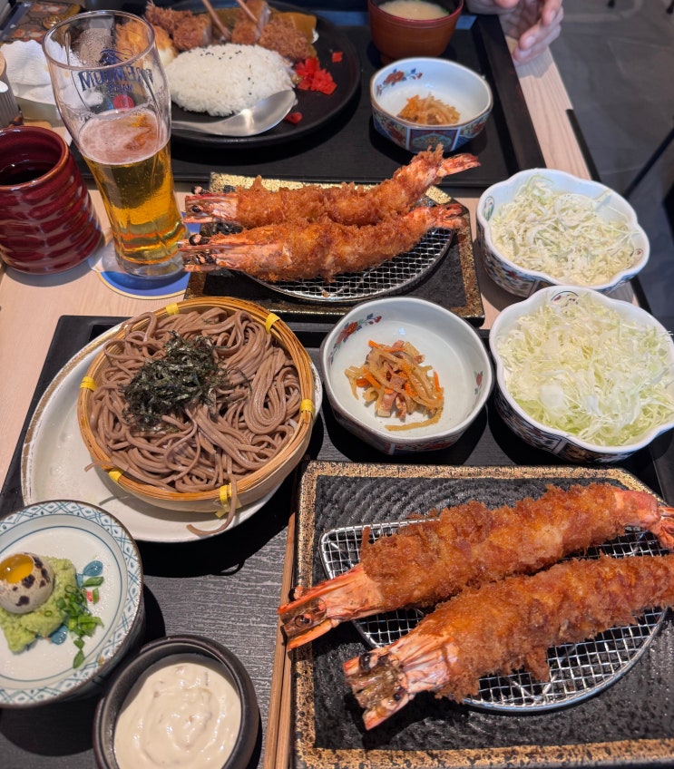 [홍콩여행] 홍콩 구룡역(Kowloon station)+ 엘리먼츠몰 에서 추천하는 맛....
