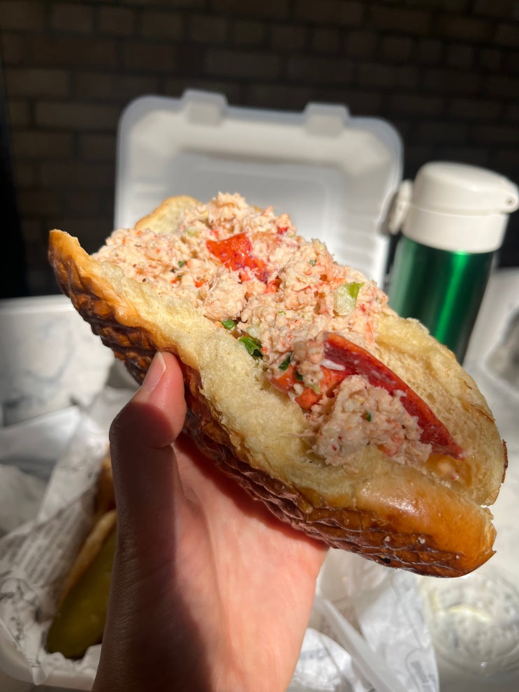 토론토 세인트 로렌스 마켓 맛집 - Buster's sea cove 랍스터롤, Carousel bak....