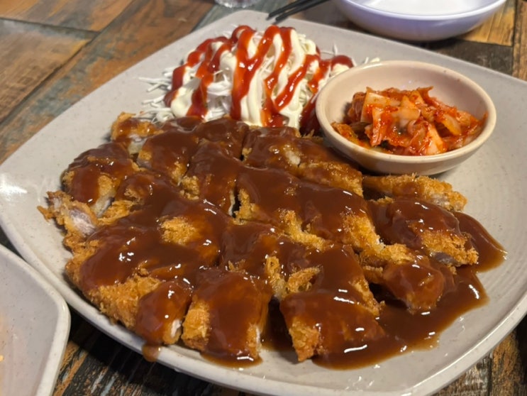 [보라매역]술집 한잔더포차, 늘 북적이던 로컬 맛집 방문 후기 : 네이버 블로그