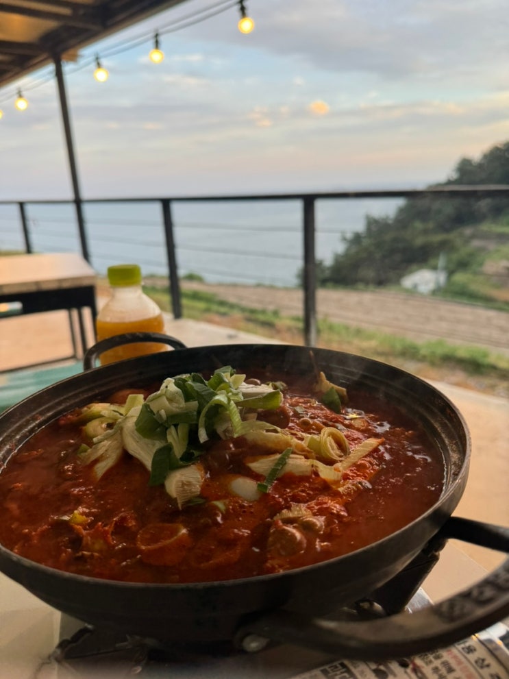 남해 맛집 시골할매막걸리 멸치쌈밥 내돈내산 후기｜다랭이마을 바다뷰 맛집 🌊 : 네이버 블로그