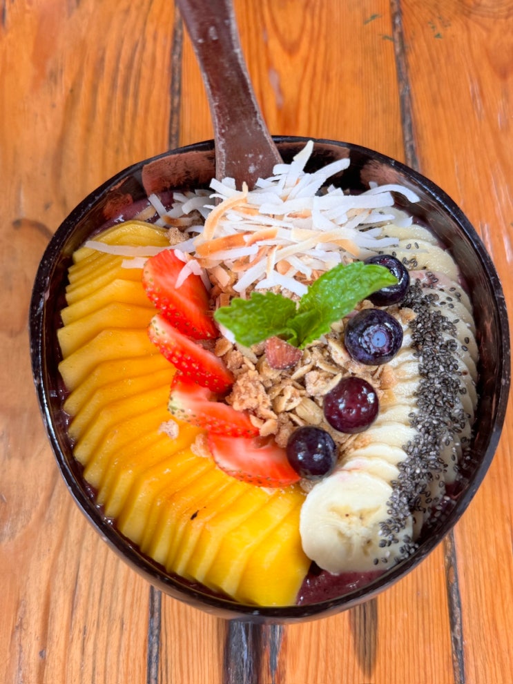 발리 꾸따 맛집 크럼앤코스터 메뉴, 가격대, 에어컨 후기