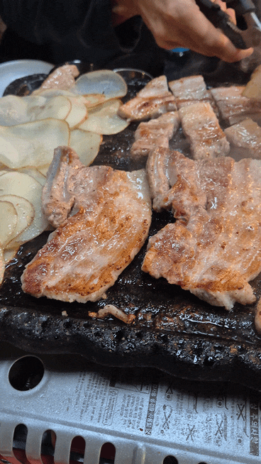 돈대박 | 성북천 야장에서 즐기는 왕소금구이 삼겹살·목살 방문 후기 : 네이버 블로그