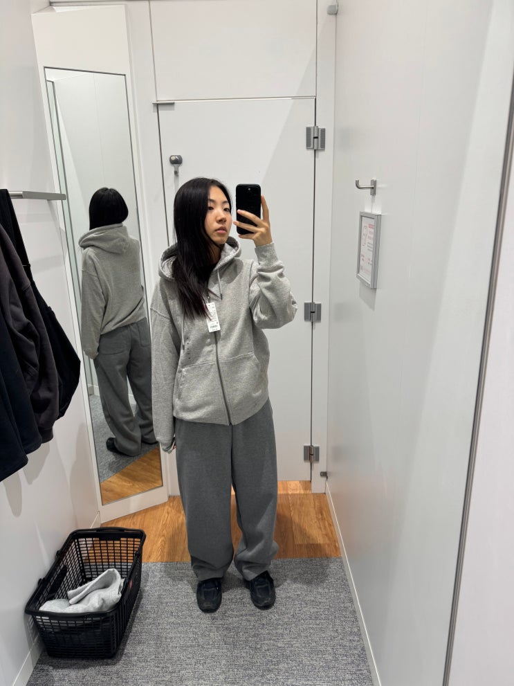 유니클로 | 스웨트와이드팬츠 • 스웨트풀집파카 • 후리스 그레이 색상 착용 후기 : 네이버 블로그
