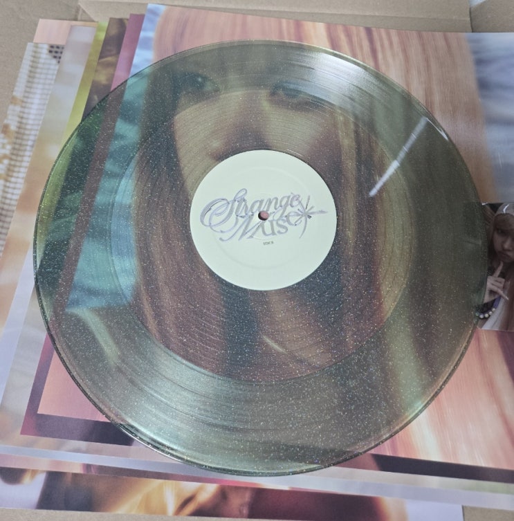 엔믹스 Strange Muse LP 후기｜Muse Ver. 투명 펄 바이닐 언박싱, 전곡 리뷰 : 네이버 블로그