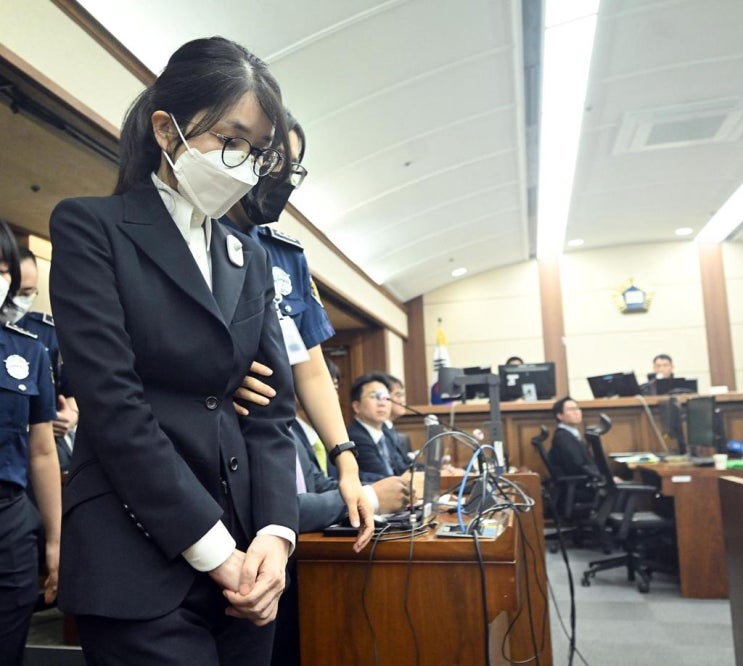 김건희 징역 7년에서 5년으로…대법원 판단 앞두고 달라진 상황 : 네이버 블로그
