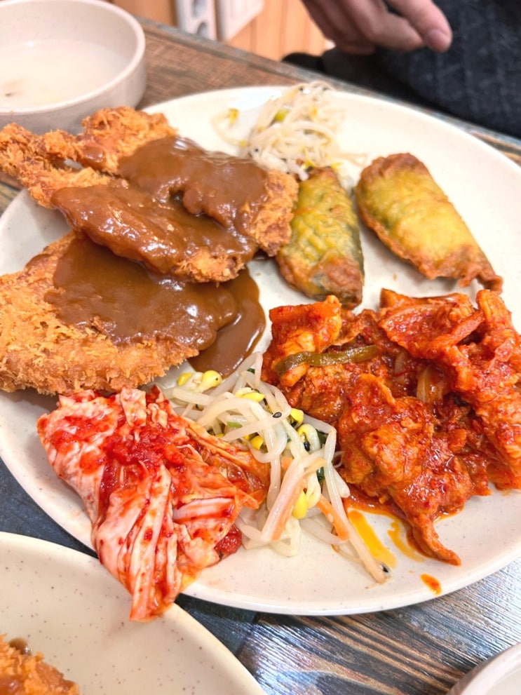 수원 한식뷔페 로뎀나무 무한리필 수제돈까스 : 네이버 블로그