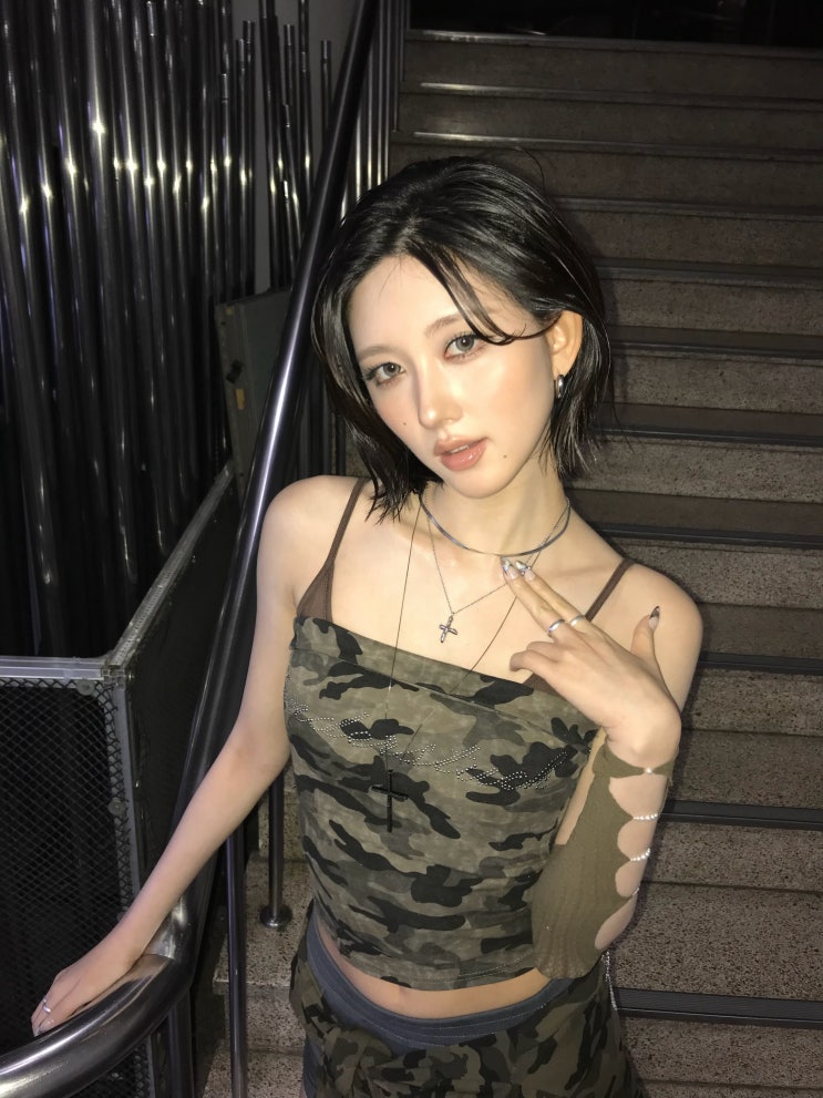 261024 아이브 가을 (fallingin__fall) 인스타그램 : 네이버 블로그
