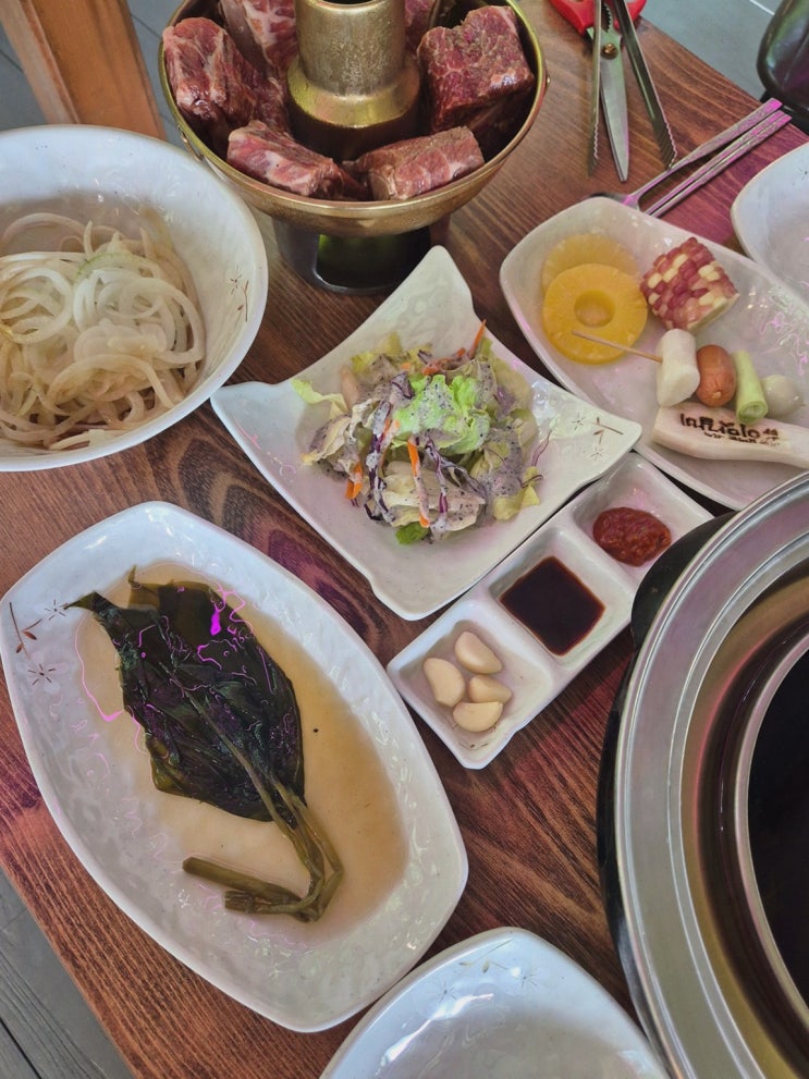 [이맛갈비] 산정호수맛집, 독채 야외 쉼터에서 즐기는 갈비와 계곡 뷰