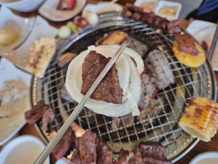[이맛갈비] 포천맛집, 계곡 물소리 나는 야외 쉼터와 주차 편한 독채 매장