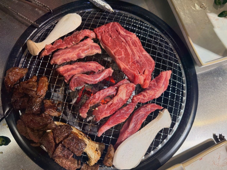 [화로위로] 목동역 고기집, 소주 1900원 가성비 회식 맛집